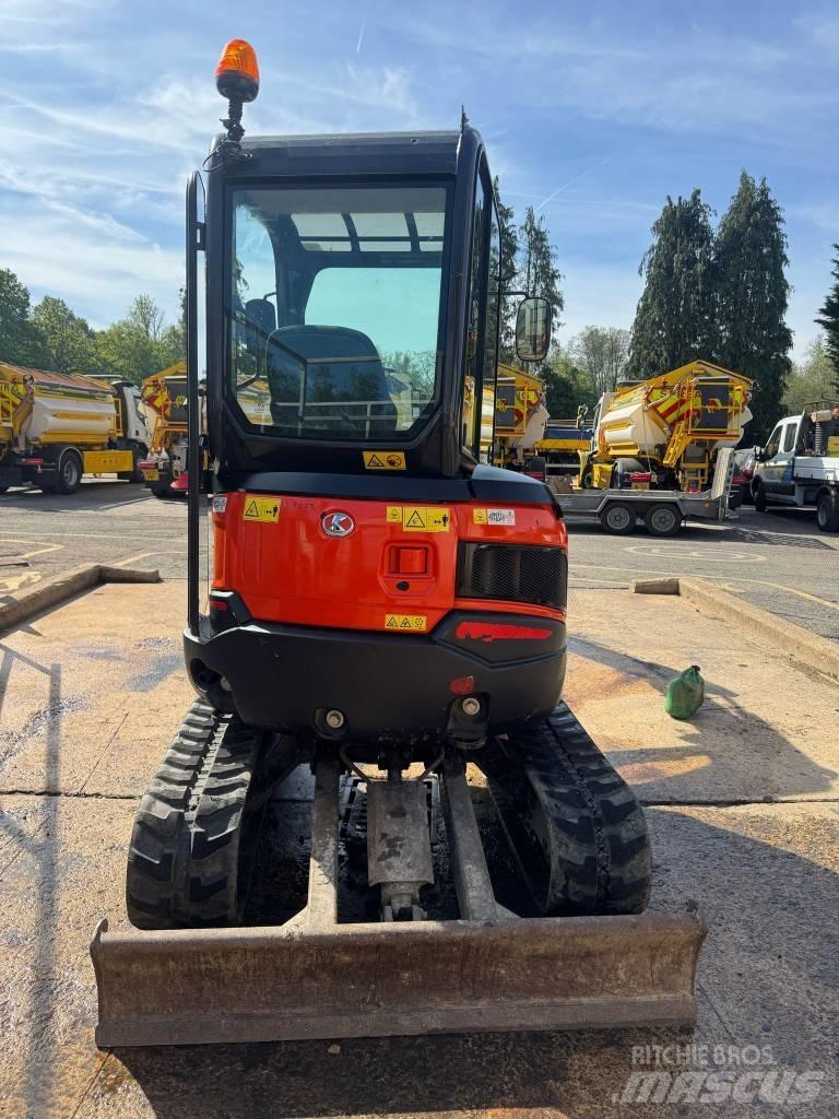 Kubota U 27-4 Mini pelle < 7t