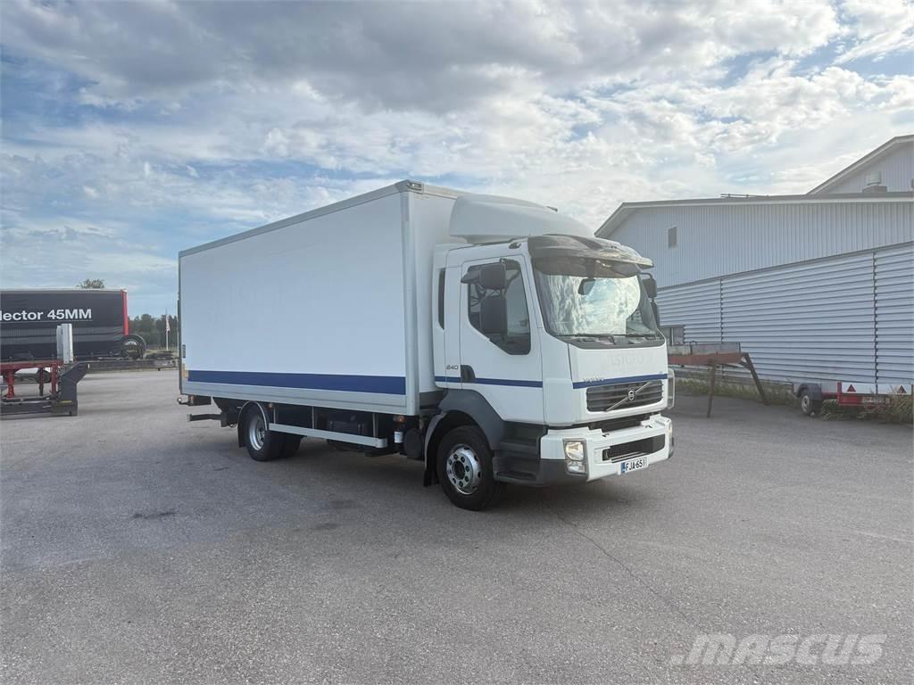 Volvo FL240 4x2 Camion Fourgon