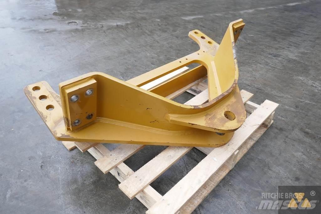 CAT 140M3 Drawbar Transport - Autres