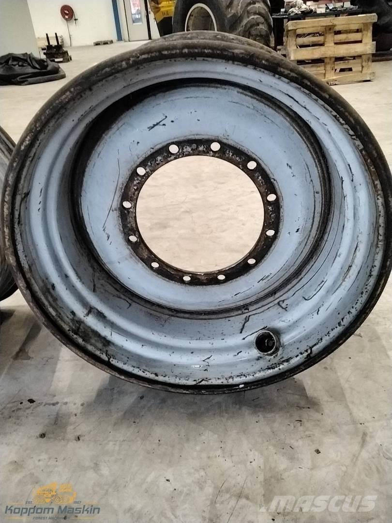 Valmet 901 20x34 Pneus, roues et jantes