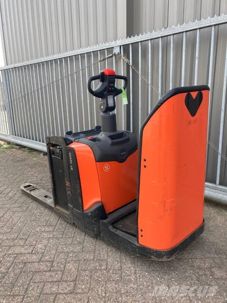Toyota LPE200 Transpalette accompagnant porté debout