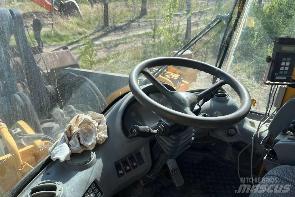 Volvo L 220 D Chargeuse sur pneus