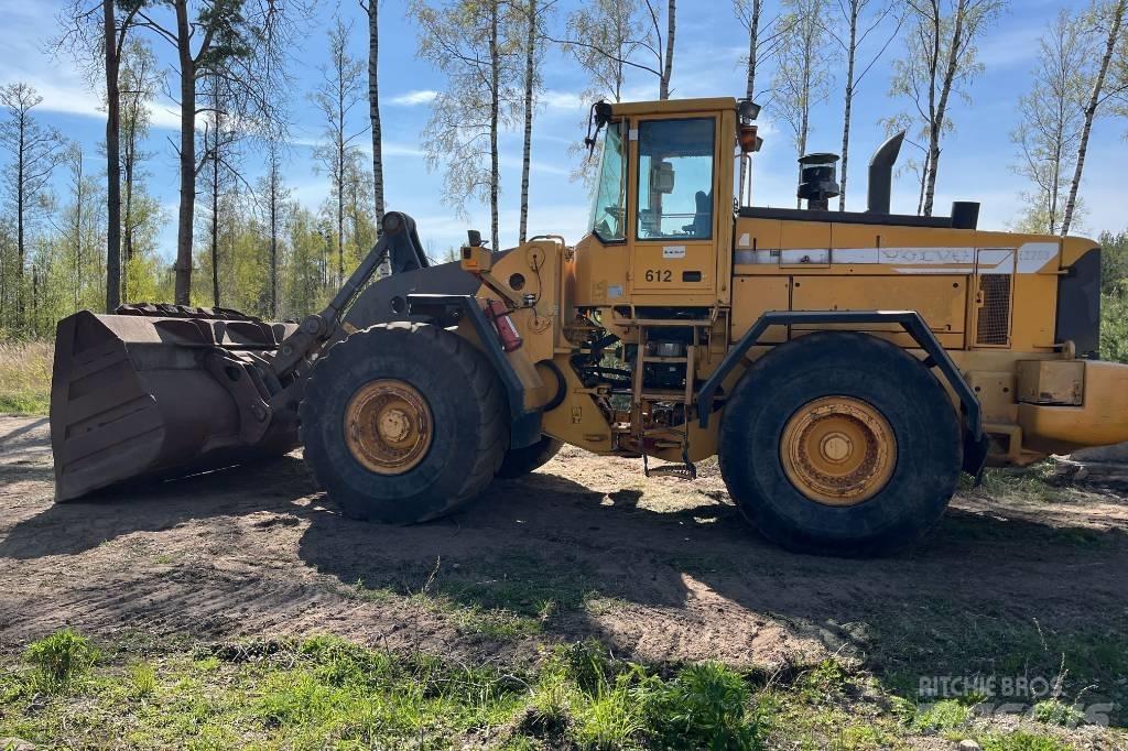 Volvo L 220 D Chargeuse sur pneus