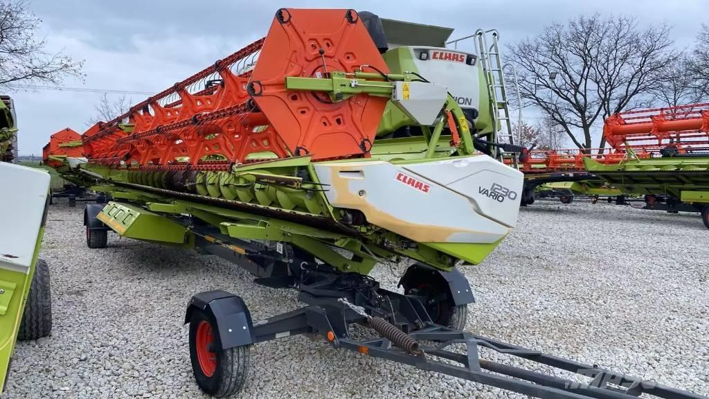 CLAAS Lexion 780 TT Moissonneuse batteuse