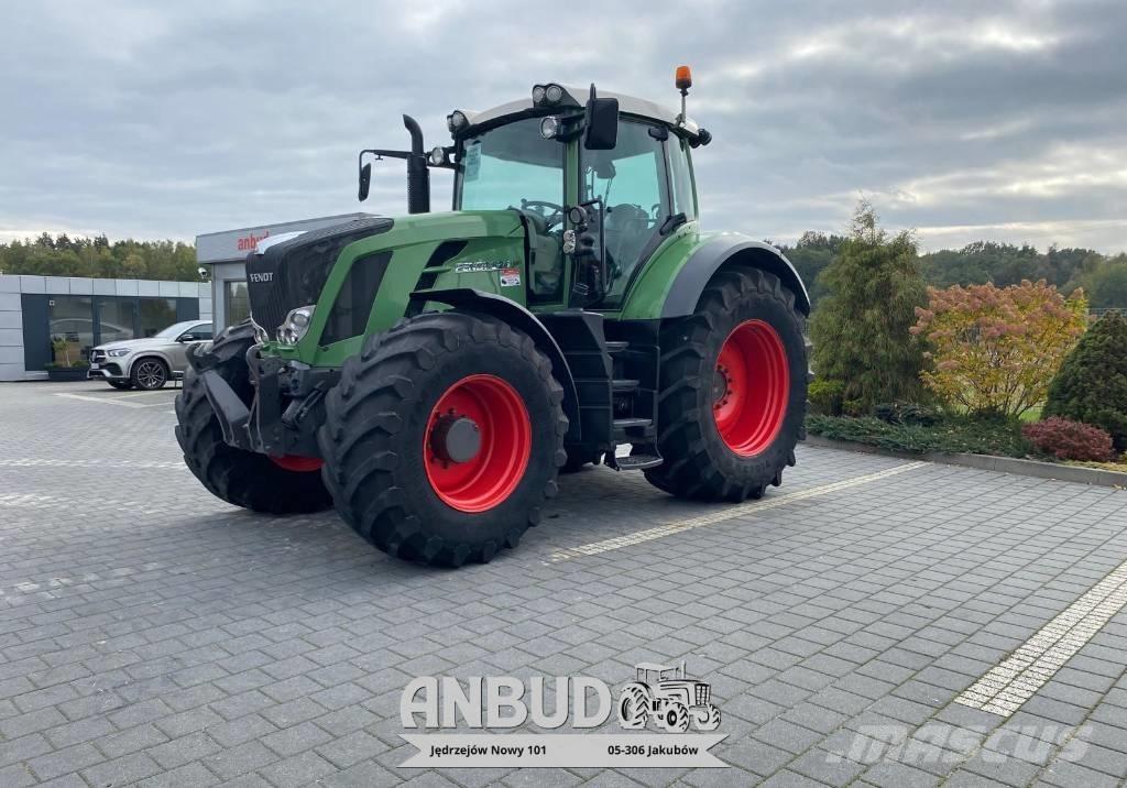 Fendt 826 Vario Tracteur