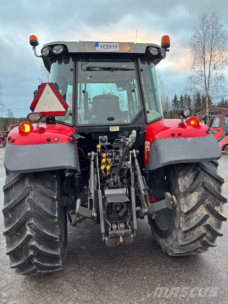 Massey Ferguson 5610 Tracteur