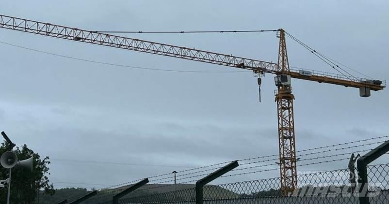 Liebherr 420 EC-H16 Grue à tour