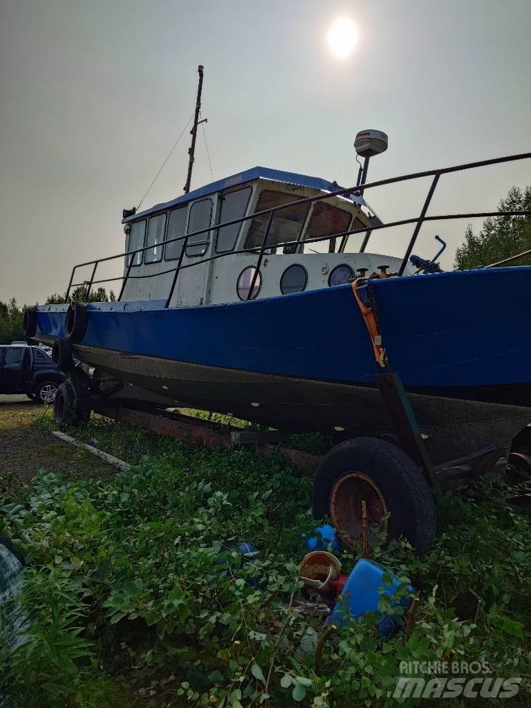  Rami Hinaaja Bateaux de travail, barges et pontons