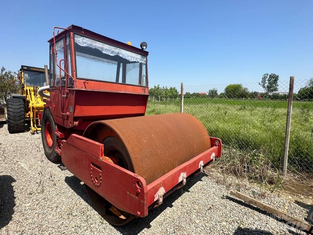 Hamm HW 2304 S Rouleaux monocylindre