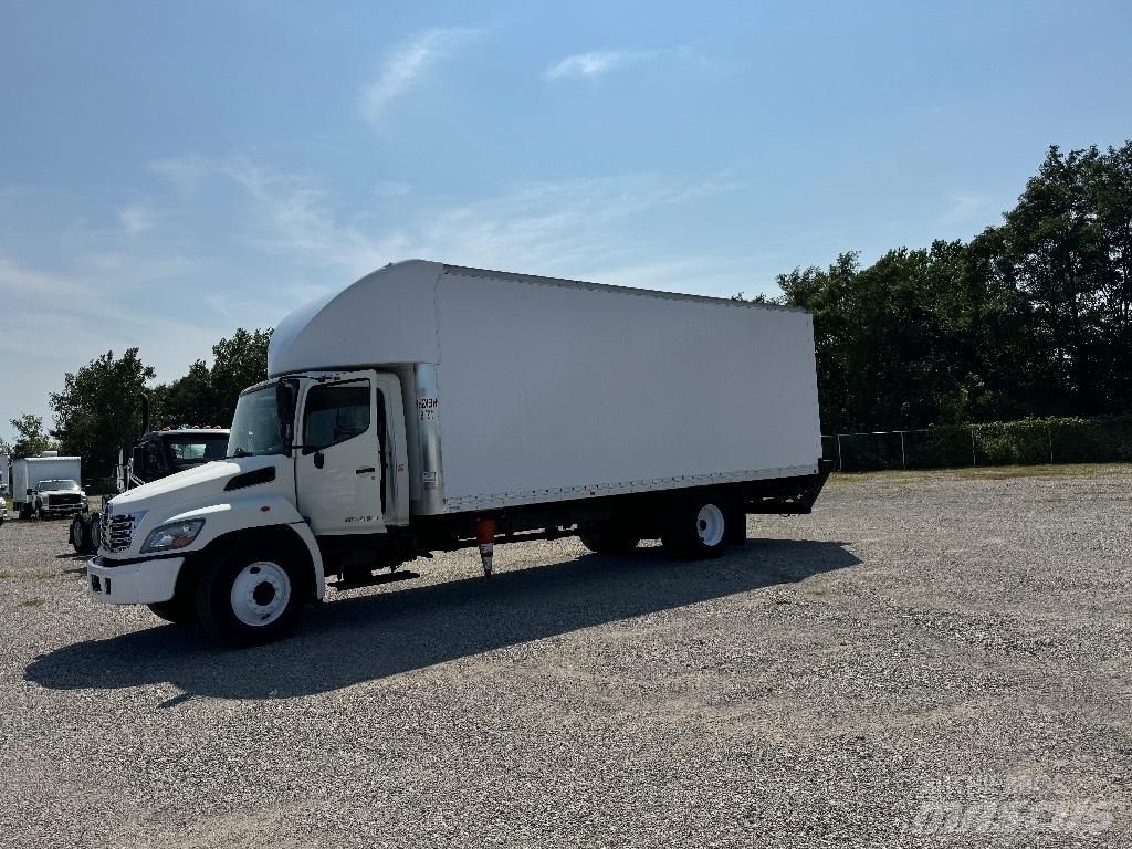 Hino 238 Camion Fourgon