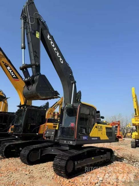 Volvo EC 240 Pelle sur chenilles