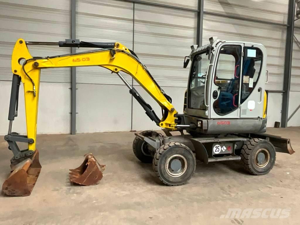 Neuson 6503 WD Pelle sur pneus