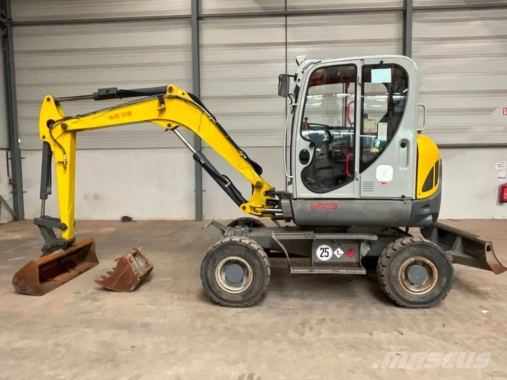 Neuson 6503 WD Pelle sur pneus