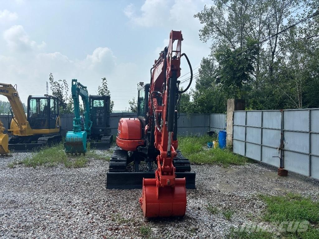 Kubota U 40 Mini pelle < 7t