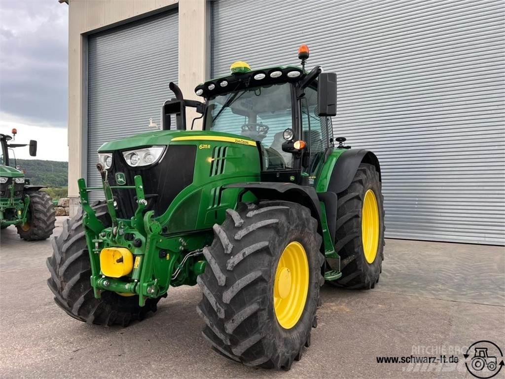 John Deere 6215R Tracteur