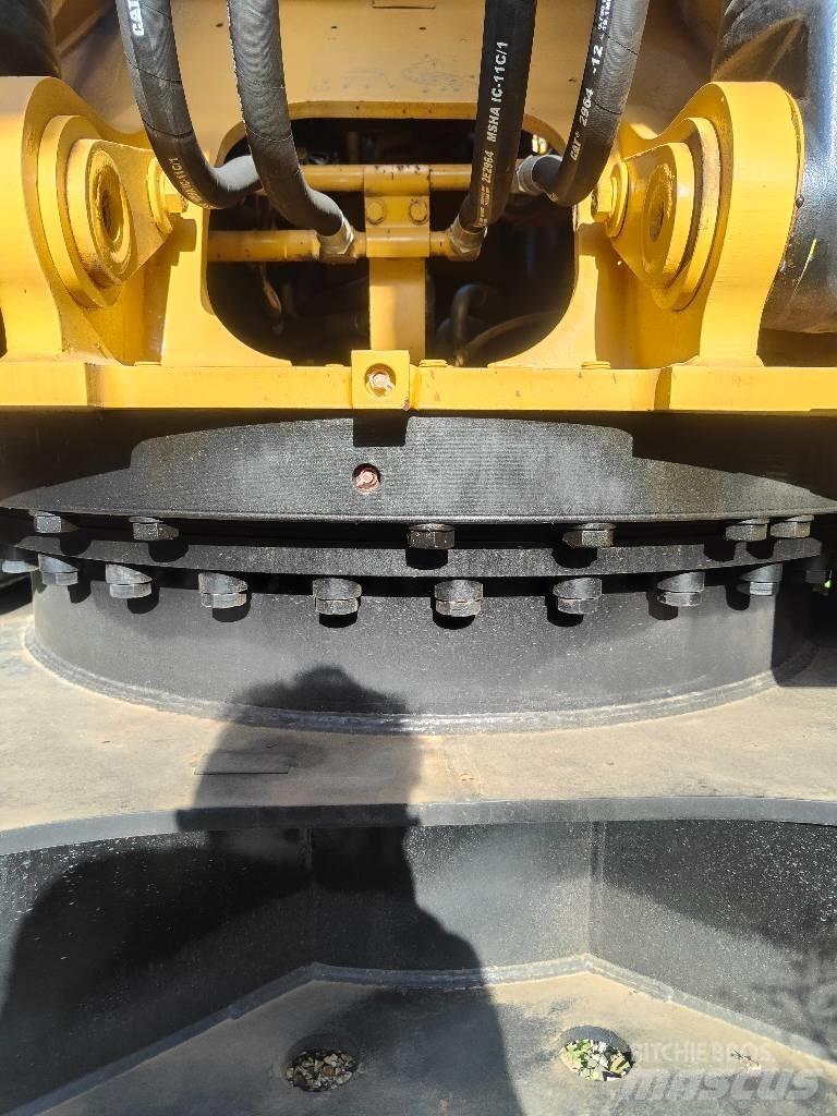 CAT 330 D Pelle sur chenilles