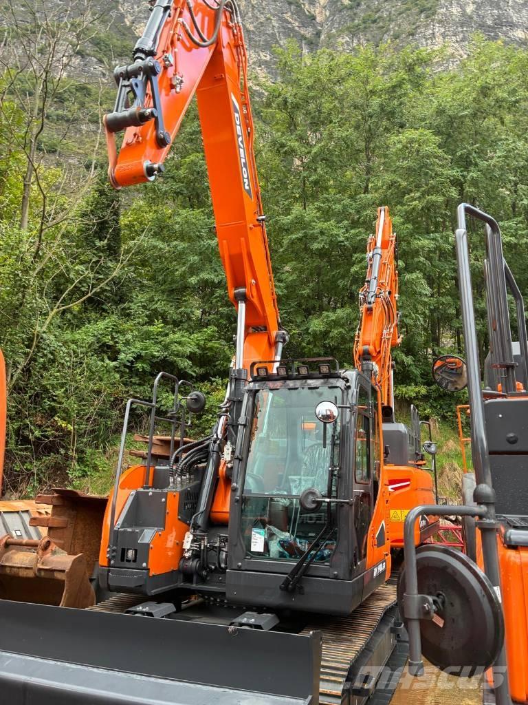 Develon DX 140 LCR-7 Pelle sur chenilles