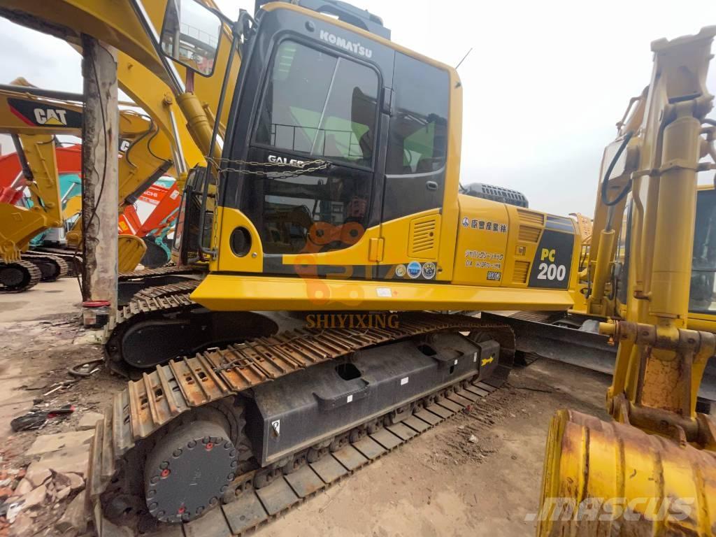 Komatsu PC 200-8 Pelle sur chenilles