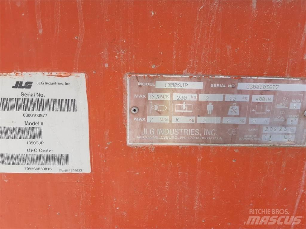 JLG 1350SJP Nacelles télescopiques