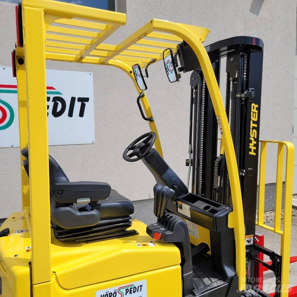 Hyster A 1.3 XNT Chariots élévateurs électriques