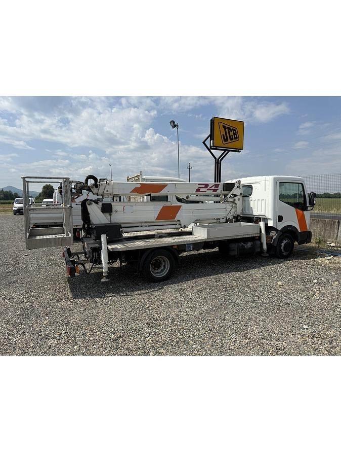 Cela DT24 Camion nacelle