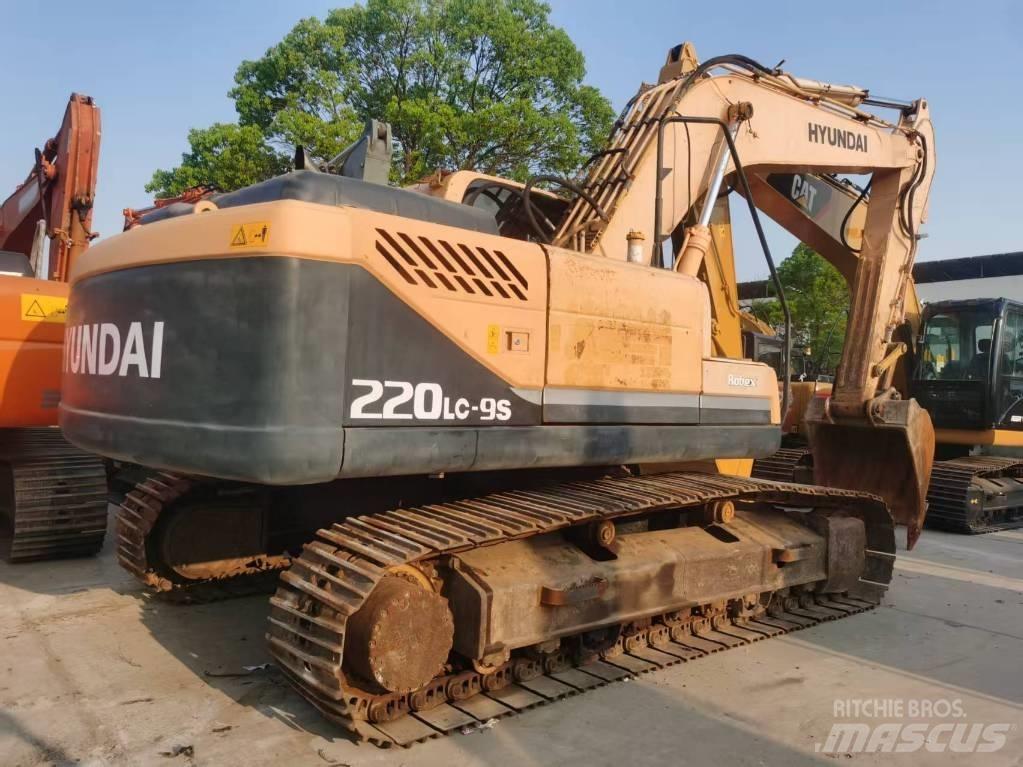 Hyundai 220lc-9s Pelle sur chenilles