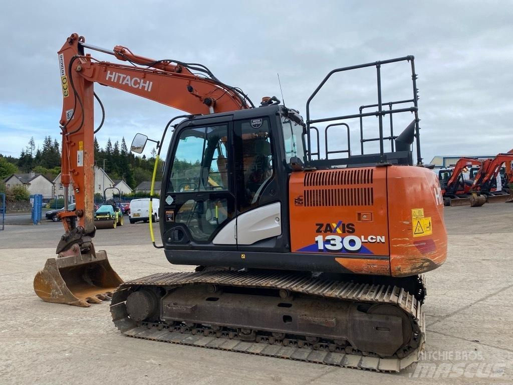 Hitachi ZX130 LCN-6 Pelle sur chenilles