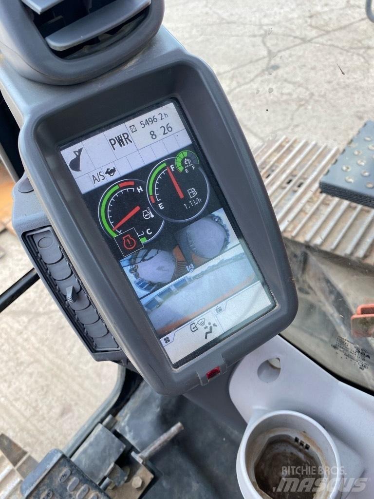 Hitachi ZX130 LCN-6 Pelle sur chenilles