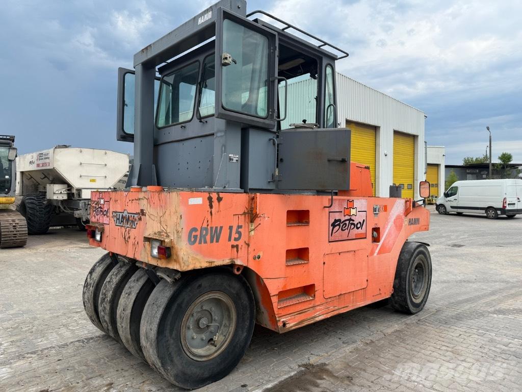 Hamm GRW 15 Rouleaux à pneumatiques