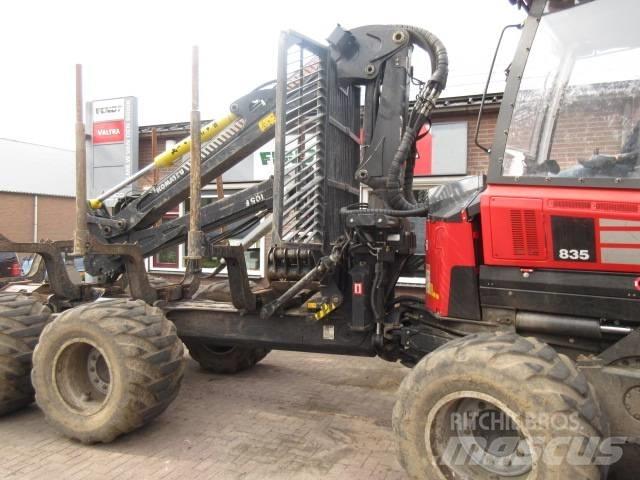 Komatsu 835 Porteur