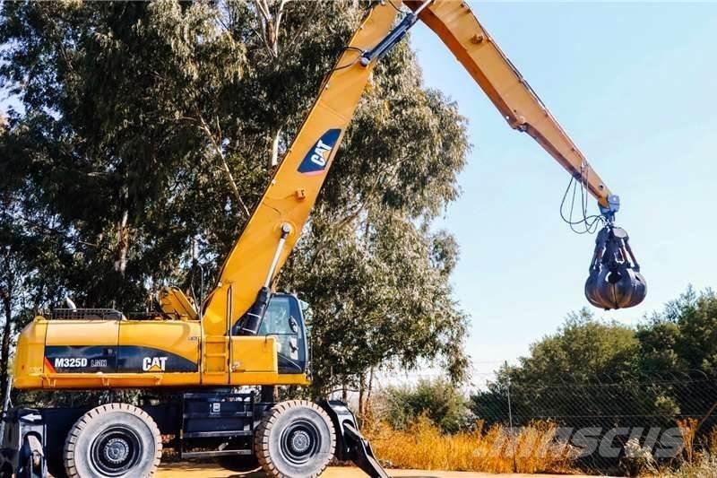 CAT M325 Mini pelle < 7t