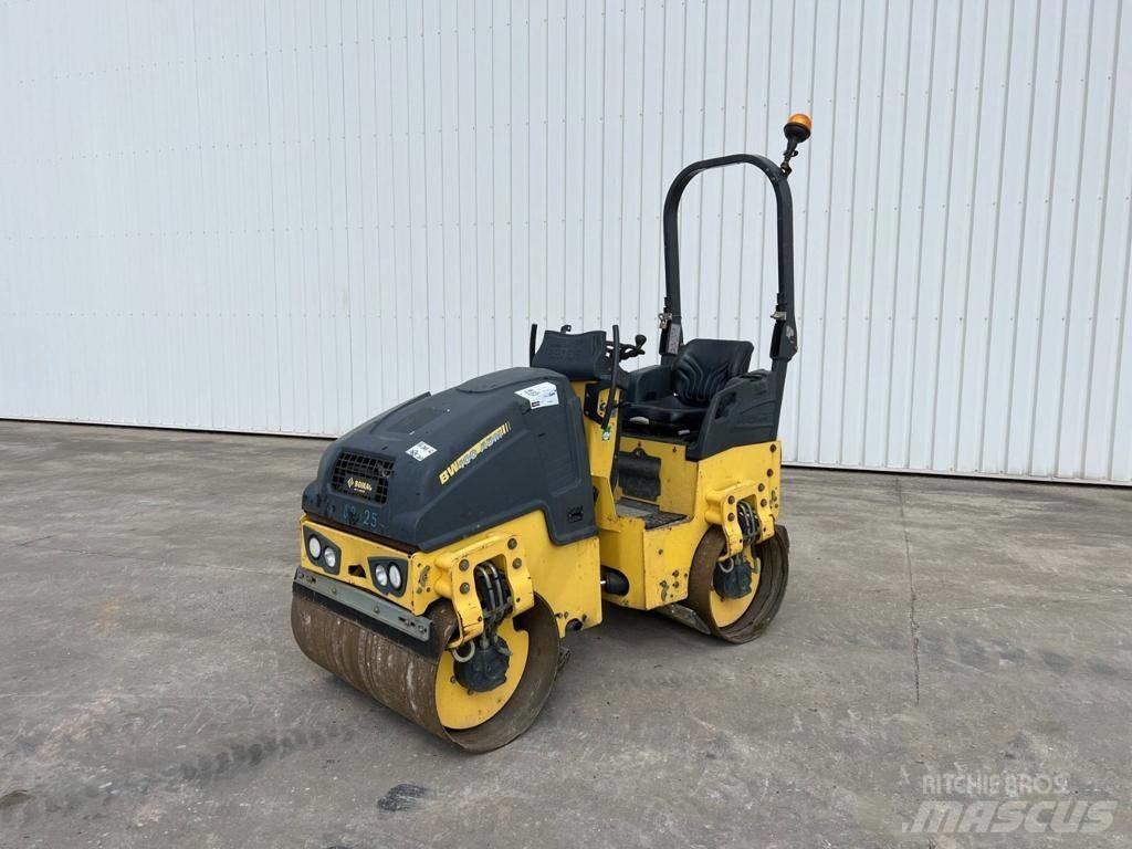 Bomag BW 100 AD M-5 Rouleaux tandem