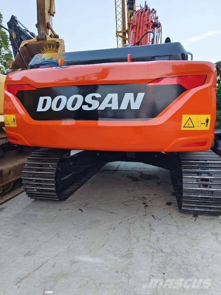 Doosan DX 300 LC Pelle sur chenilles