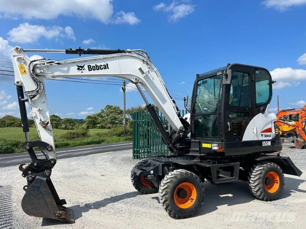 Bobcat E 55 W Pelle sur pneus