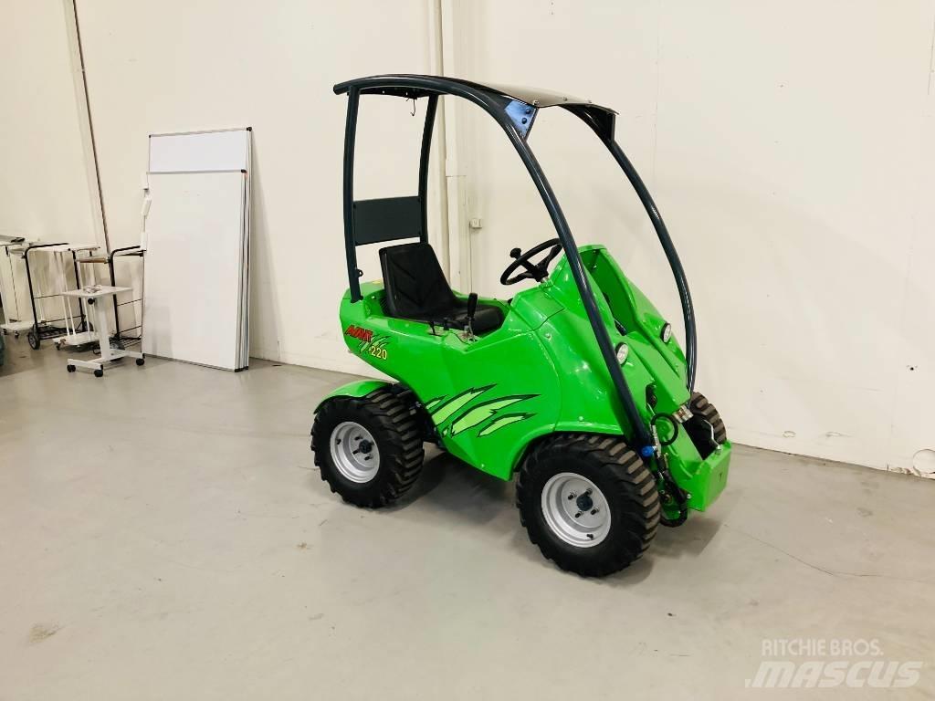Avant 220 Mini chargeuse