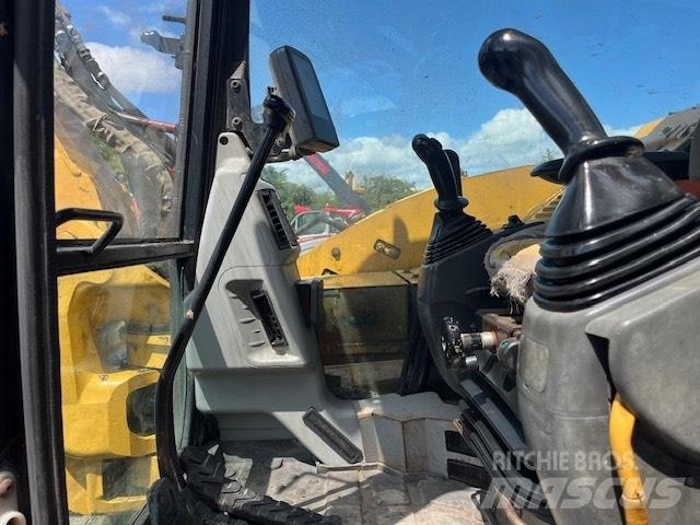CAT 308 D CR Mini pelle 7t-12t