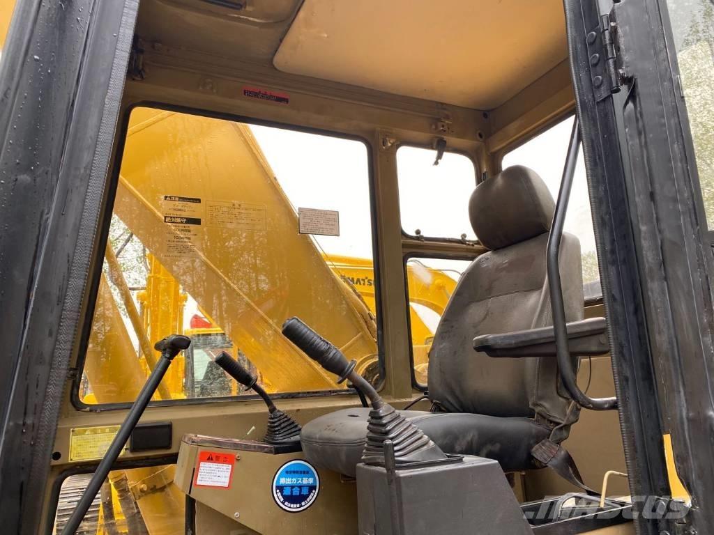 CAT E200B Pelle sur chenilles