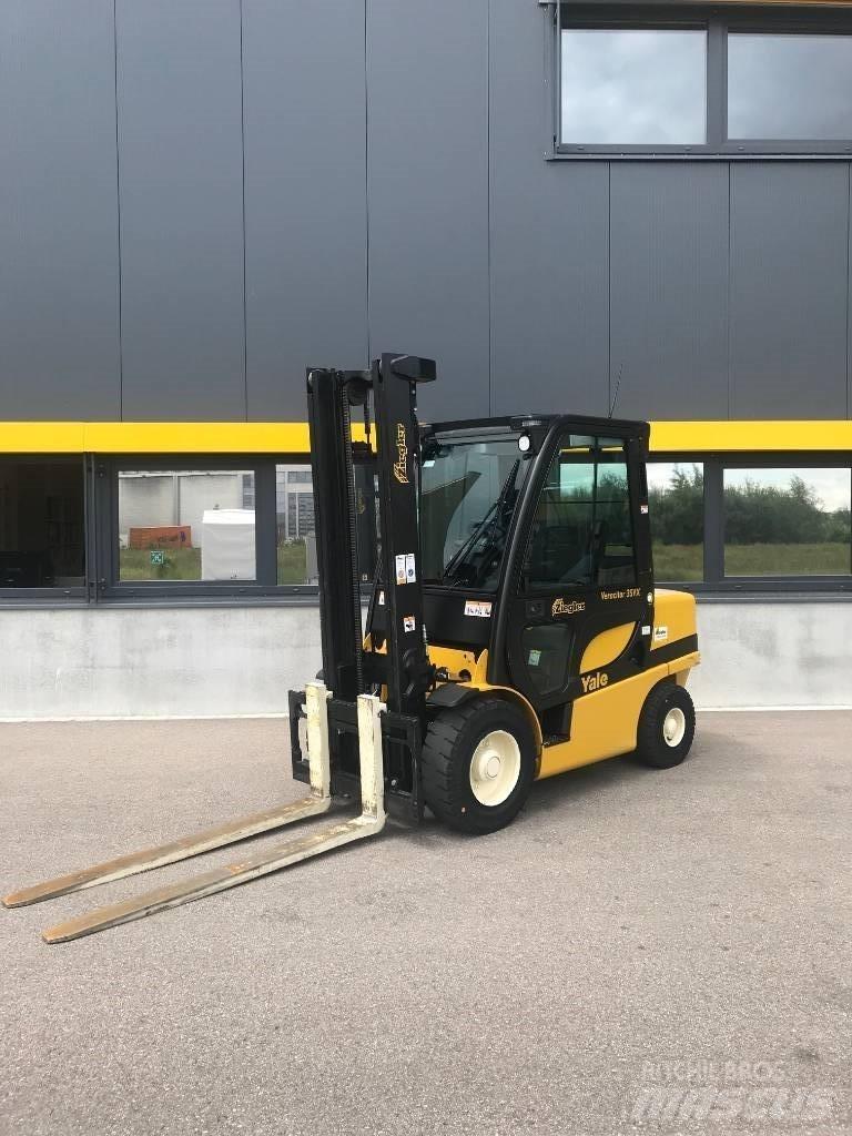 Yale GDP35VX Chariots diesel