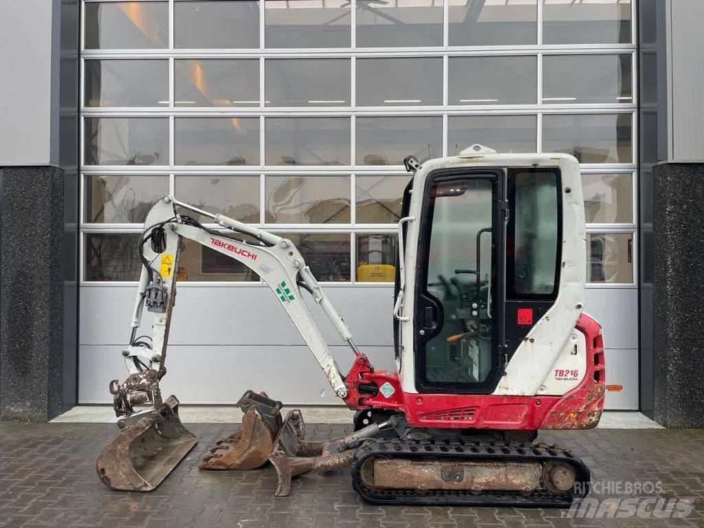 Takeuchi TB216 Mini pelle < 7t