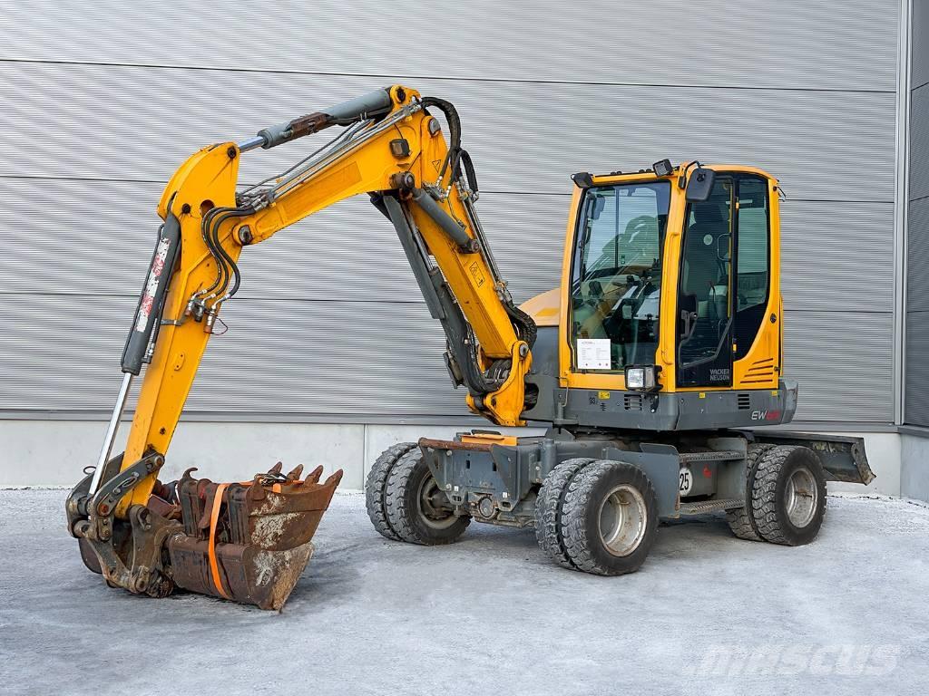 Wacker Neuson EW 65 Pelle sur pneus