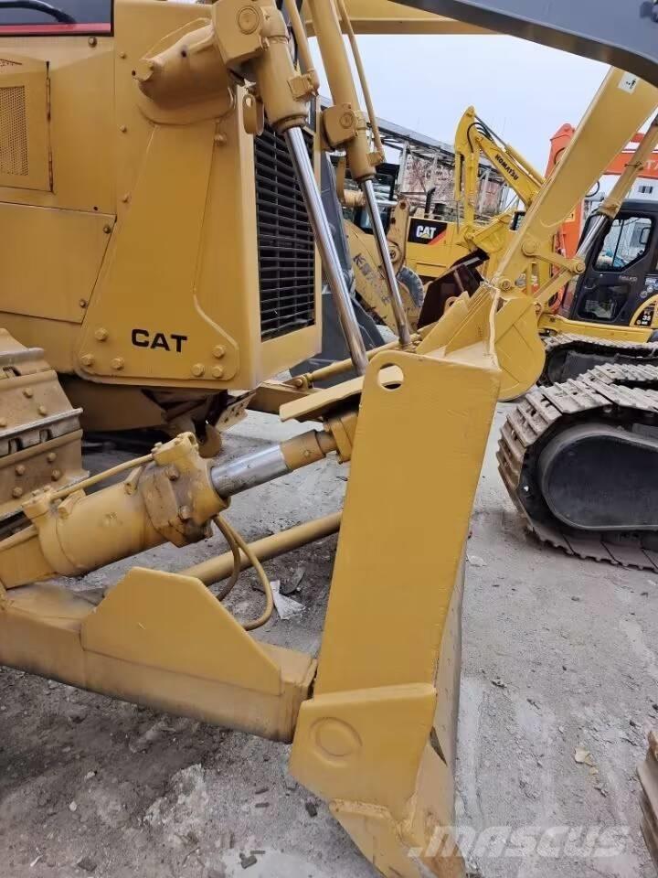 CAT D 6 G Bouteurs sur chenilles