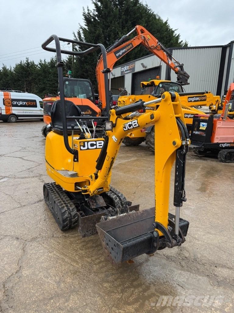 JCB 8008 CTS Mini pelle < 7t