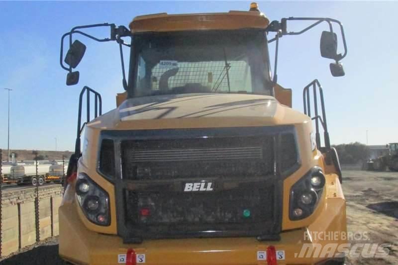 Bell B30E Tombereau articulé