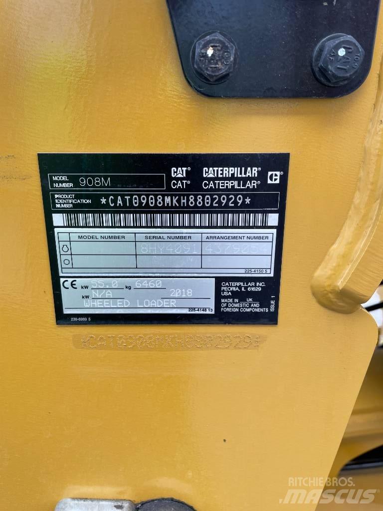 CAT 908 M Chargeuse sur pneus