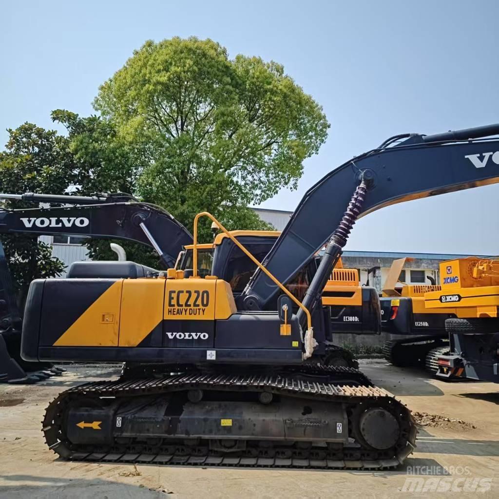 Volvo EC 220 Pelle sur chenilles