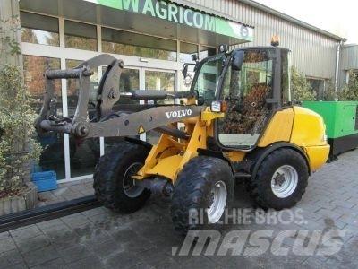 Volvo L25-B Chargeuse sur pneus