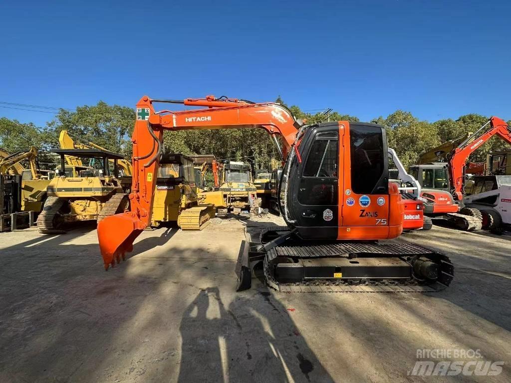 Hitachi ZX 75 Mini pelle < 7t