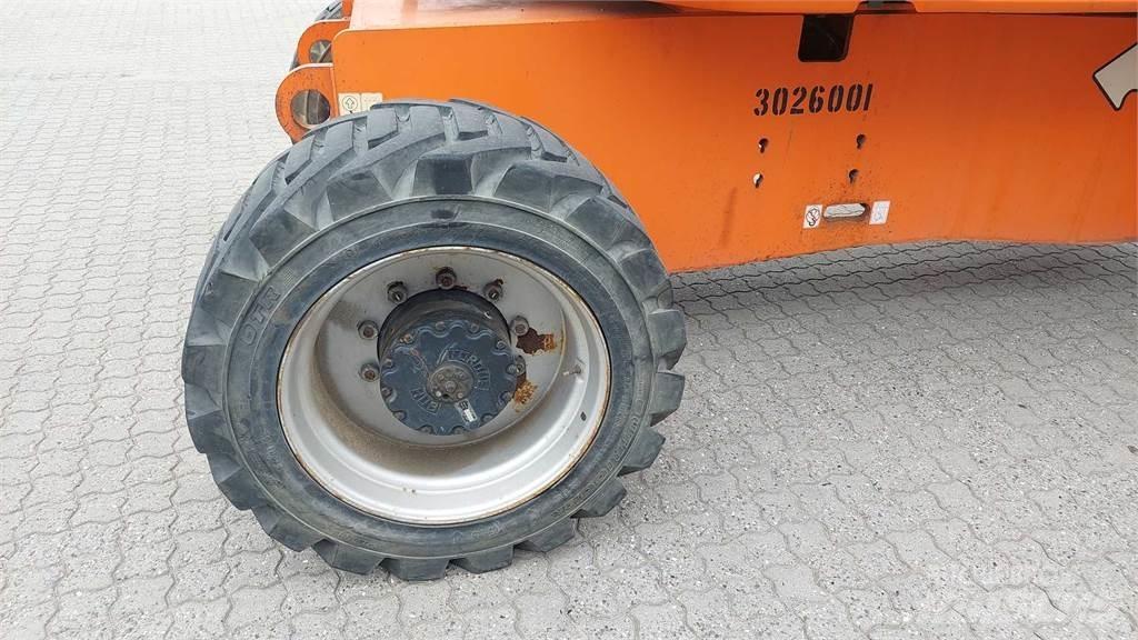 JLG E800AJ Nacelles articulées