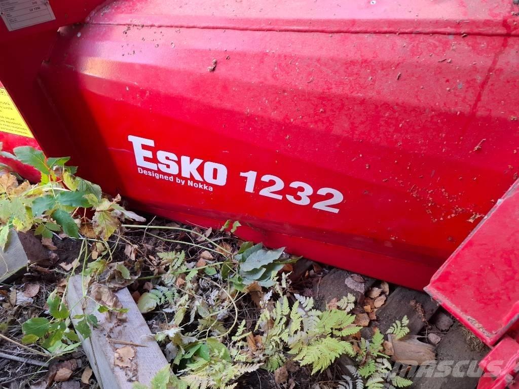Esko 1232 Souffleuse à neige