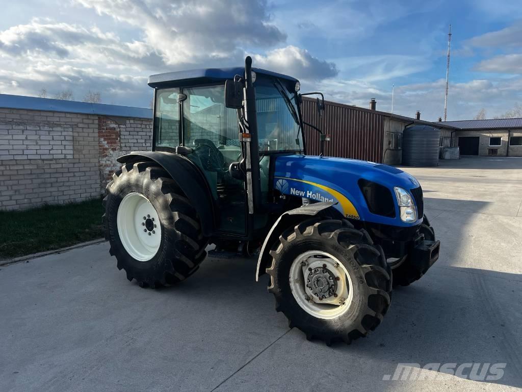New Holland T 4050 Tracteur